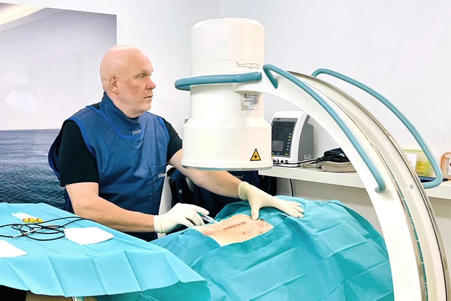 Praxis Herzogpark - Minimalinvasive Wirbelsäulentherapie